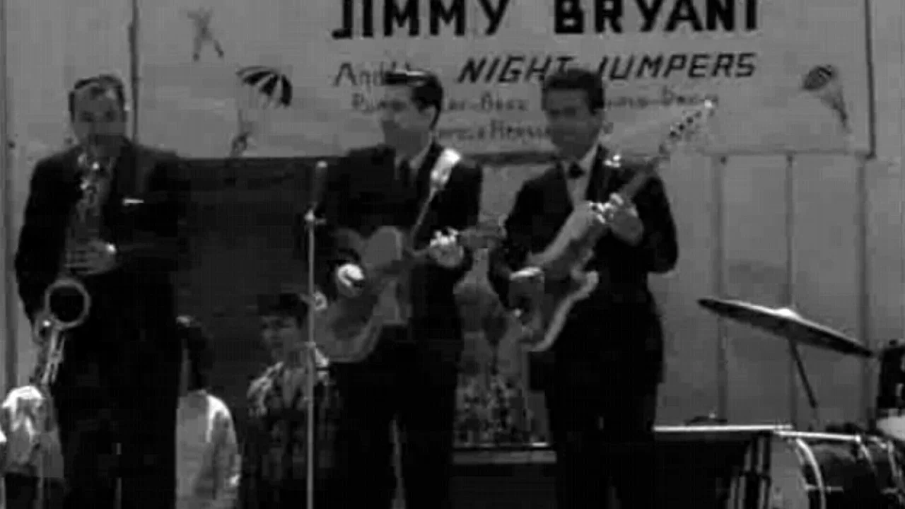 The Skydivers - 剧照