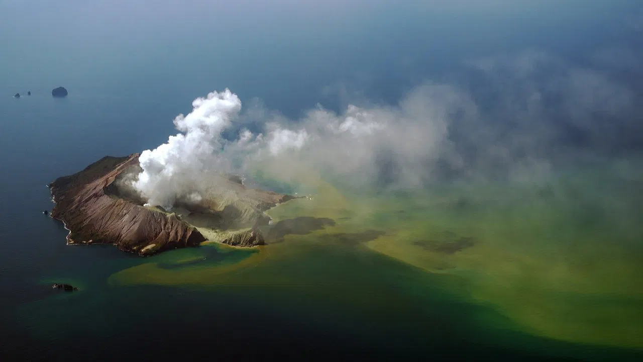 火山：法卡里营救 - 剧照