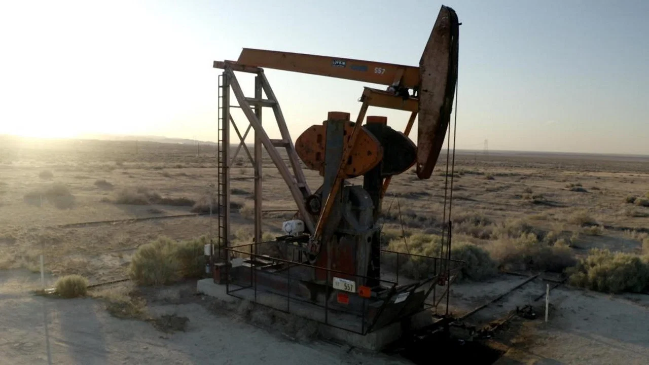 Les Fant&ocirc;mes du P&eacute;trole - 剧照