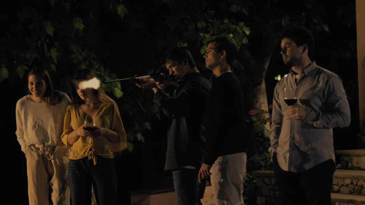 Los p&aacute;jaros no vuelan de noche - 剧照