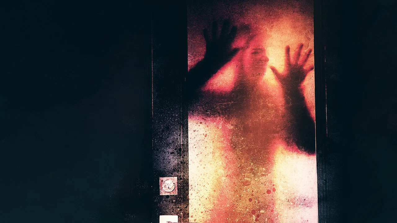 Tiny House of Terror - 剧照