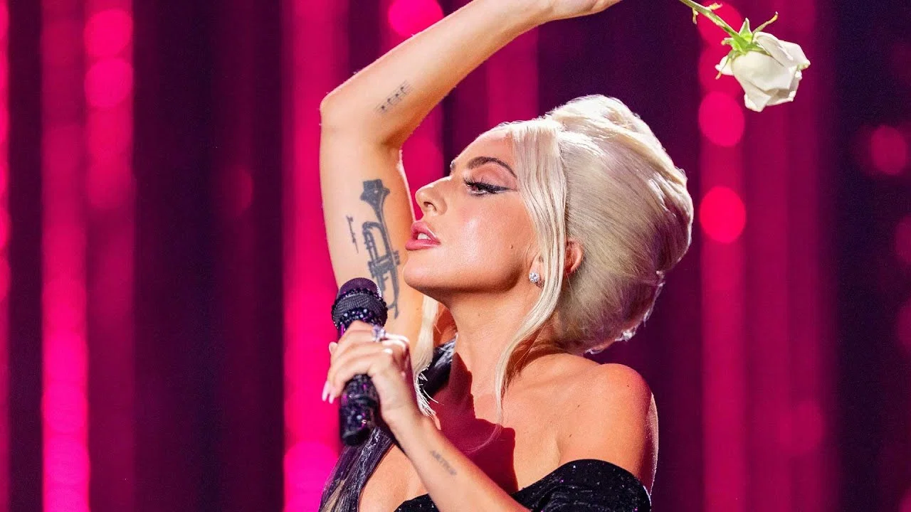 Lady Gaga Celebrates Love for Sale - 剧照