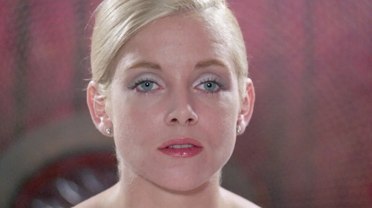 蓝色世界里的谋杀 - 剧照