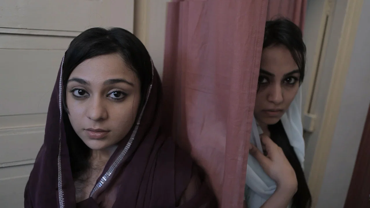 Black Bud - 剧照