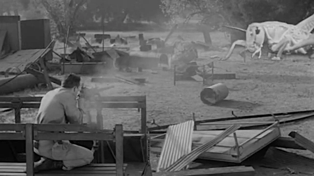 Beginning of the End - 剧照