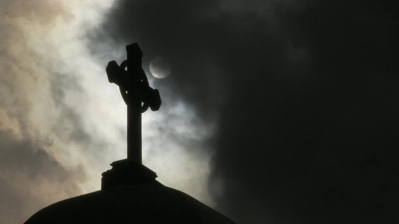 Losing Our Religion - 剧照