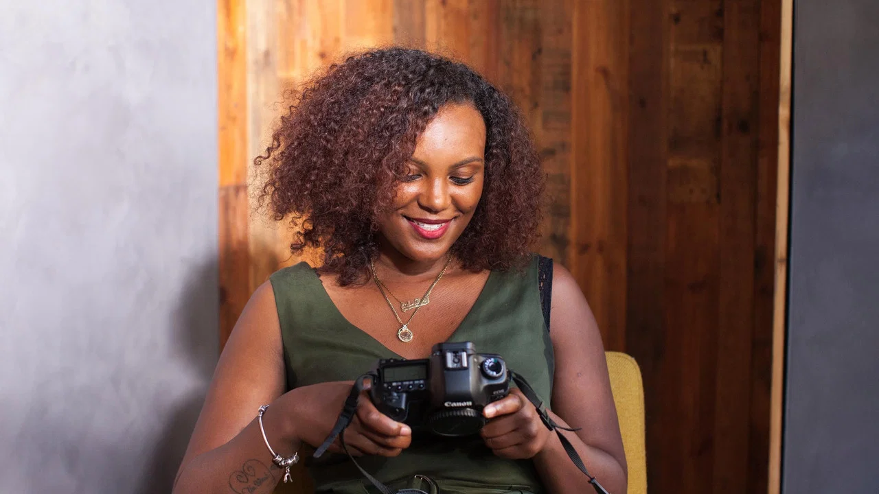 100 Vaginas - 剧照