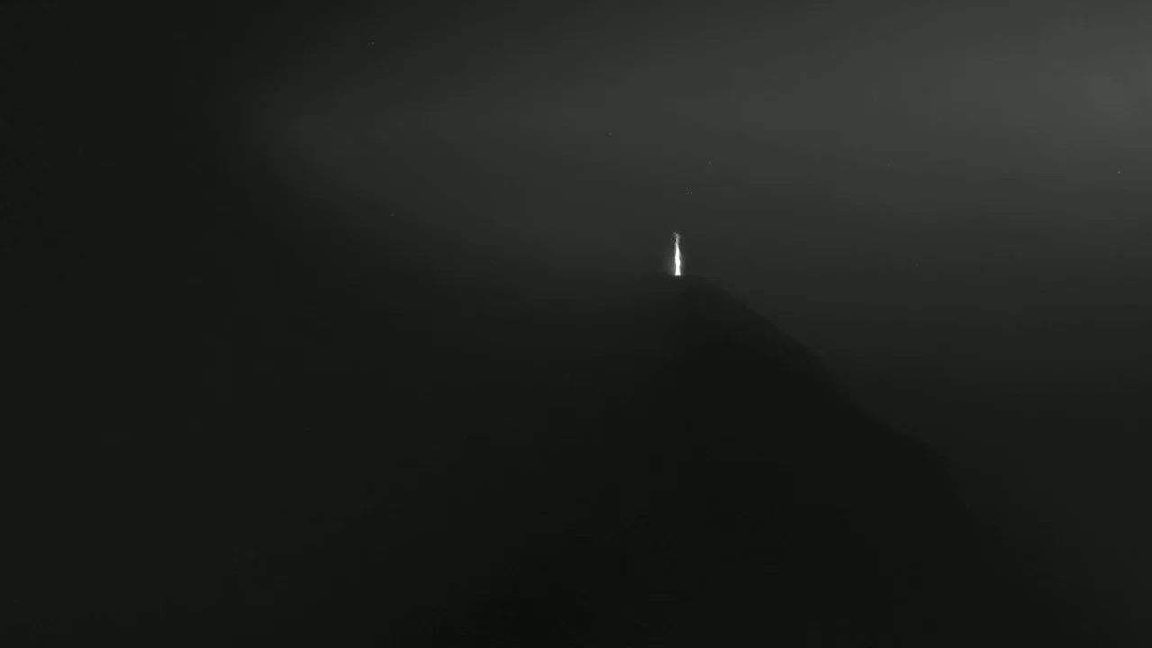 A Ladder - 剧照