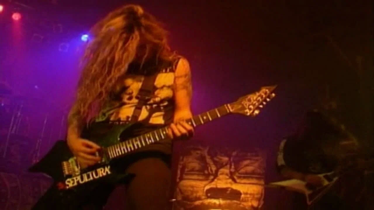Sepultura - Under Siege (Live In Barcelona) - 剧照