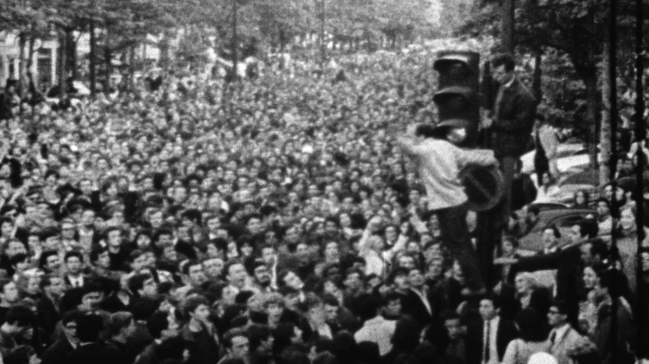 Les R&eacute;volt&eacute;s - 剧照