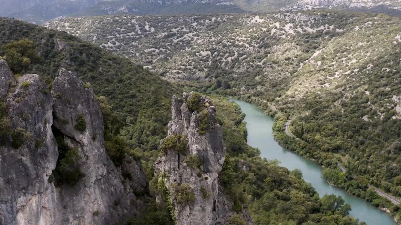 Les Tr&eacute;sors cach&eacute;s des gorges - 剧照