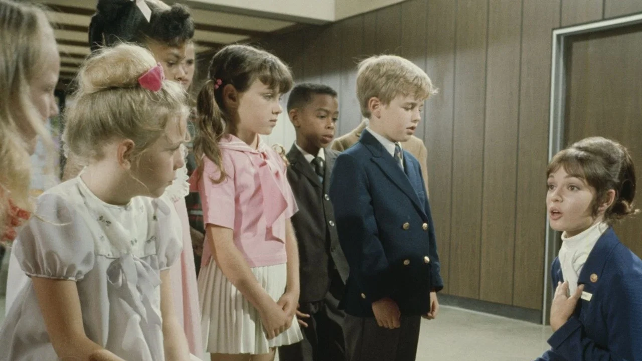Gidget Grows Up - 剧照
