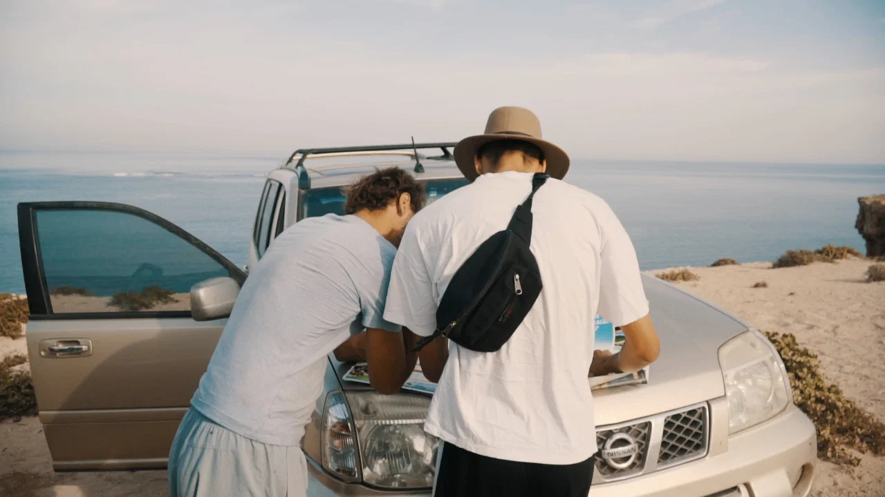 Facing Down Under - Die Doku eines Backpackers - 剧照