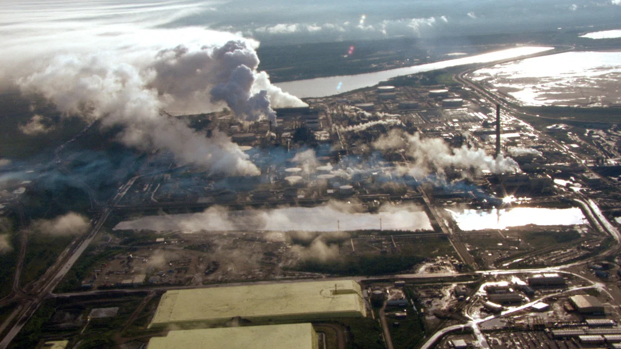 Petropolis: Aerial Perspectives on the Alberta Tar Sands - 剧照