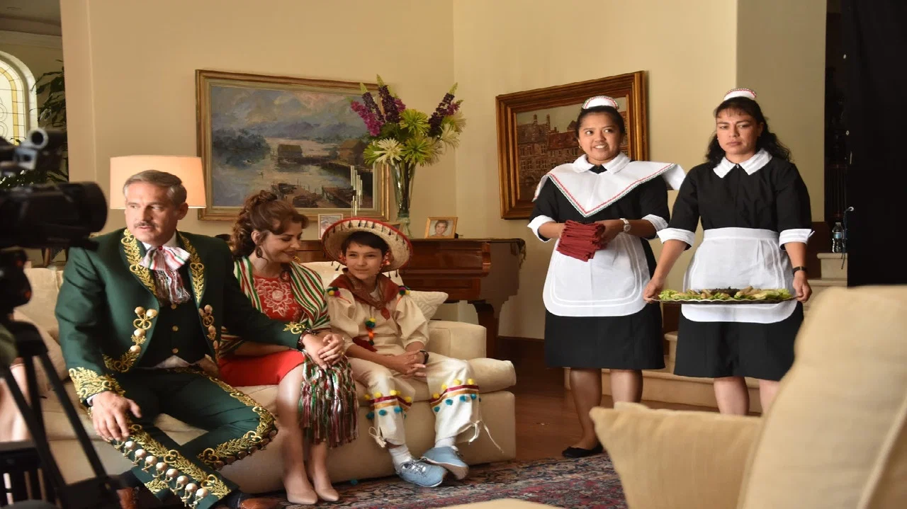 Los trapos sucios se lavan en casa - 剧照
