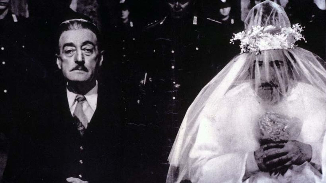 Tot&ograve; e Peppino divisi a Berlino - 剧照