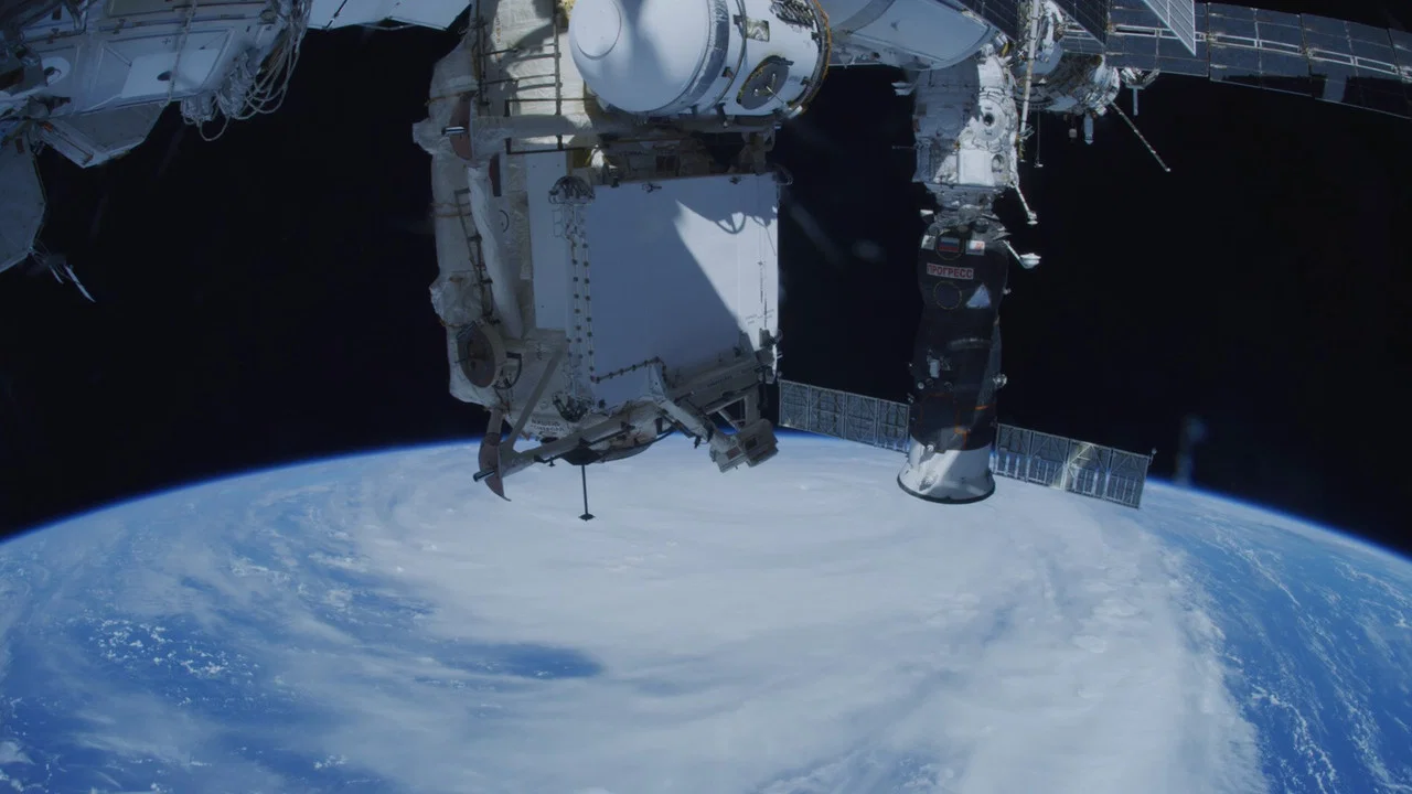 2025: The Year from Space - 剧照