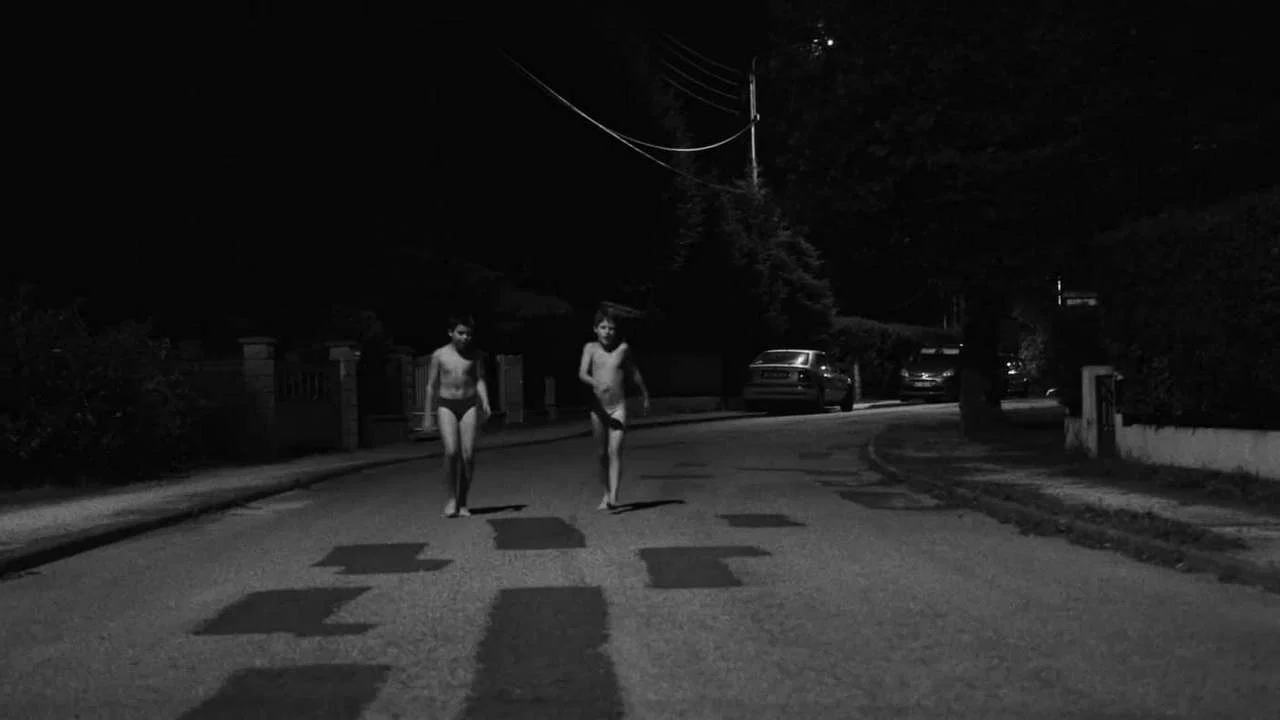 午夜裸奔 - 剧照