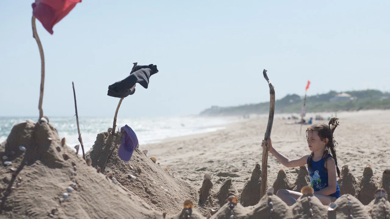 Sand Castle - 剧照