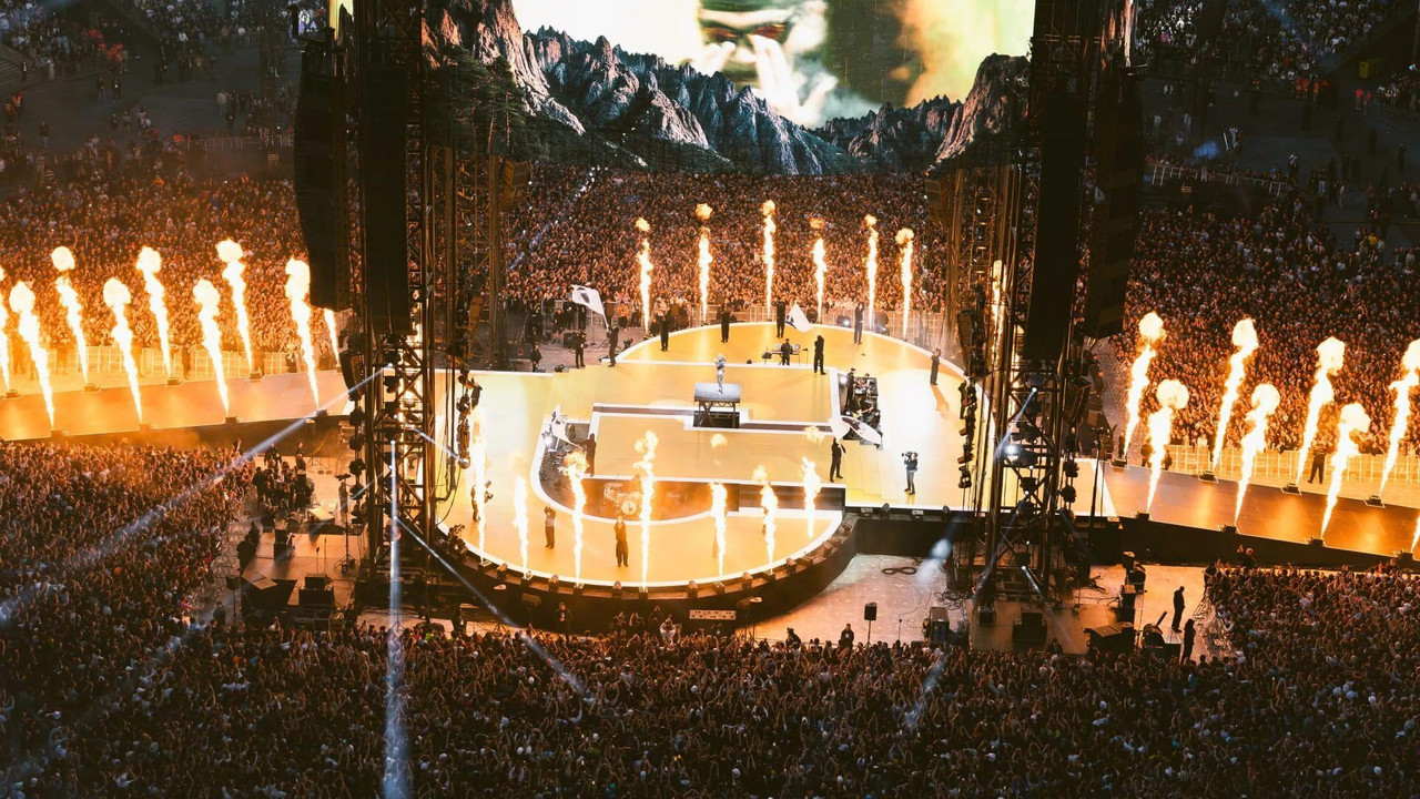 JuL au Stade de France - 剧照