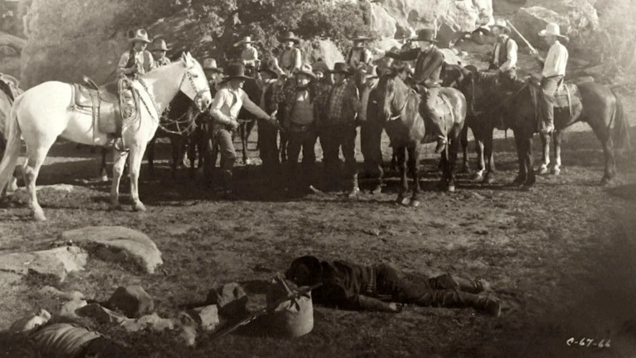 The Fighting Sheriff - 剧照