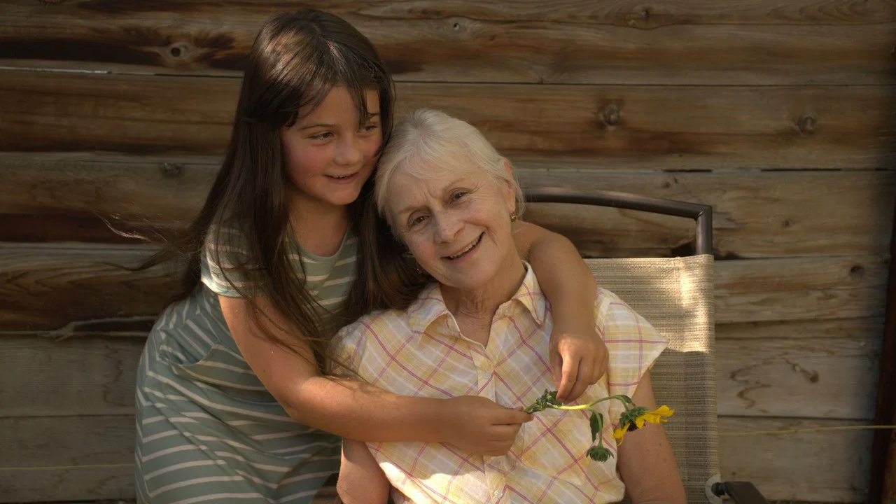 The Caregiver - 剧照
