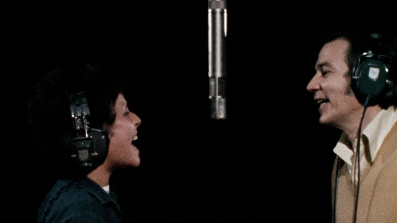 Elis & Tom: S&oacute; Tinha de Ser com Voc&ecirc; - 剧照