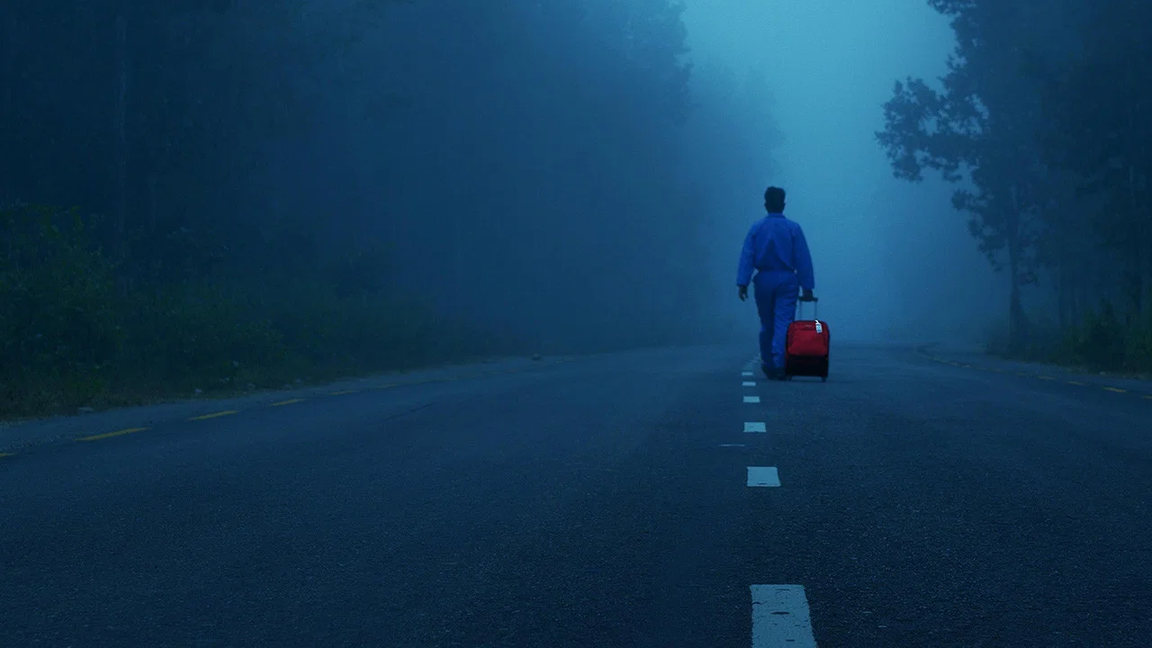 The Red Suitcase - 剧照