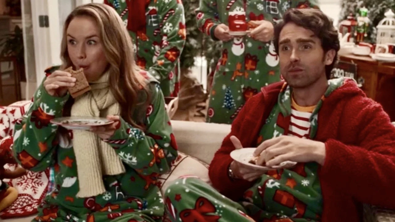 Confessions of a Christmas Letter - 剧照