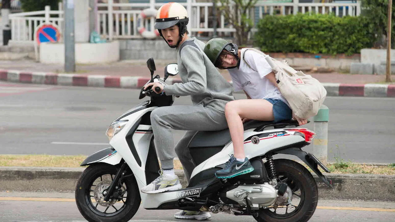 电击女孩 - 剧照