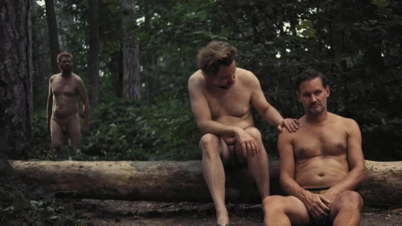 Nackte M&auml;nner im Wald - 剧照