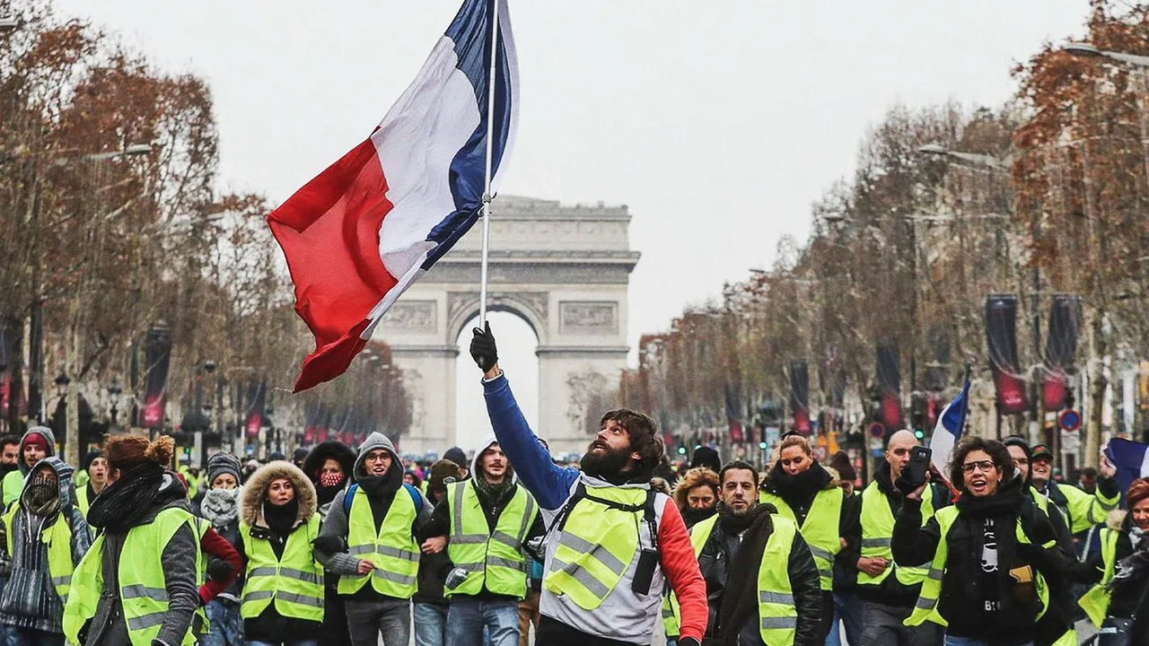 Pr&eacute;sident : le prix &agrave; payer - Face &agrave; la rue - 剧照