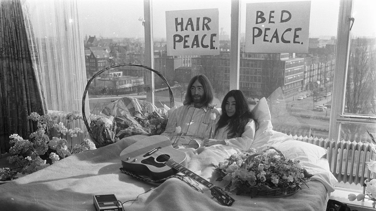Bed Peace - 剧照