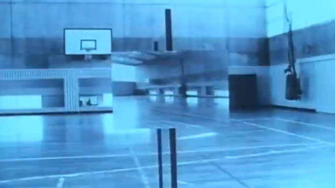 空间 - 剧照