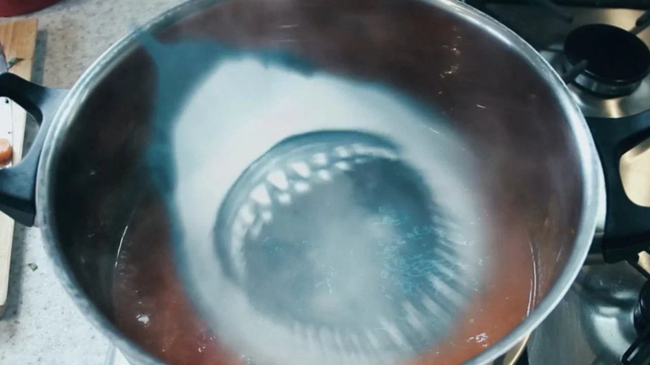 Ghost Shark 2: Urban Jaws - 剧照