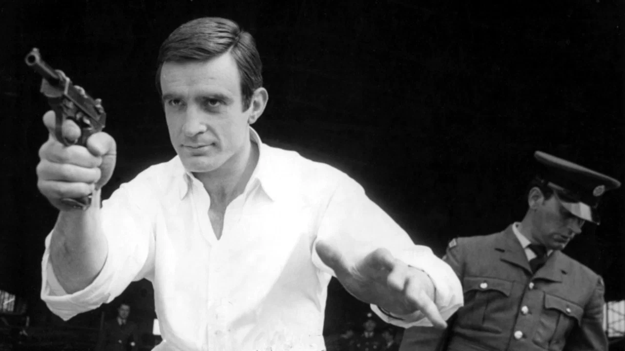 Licensed to Kill - 剧照