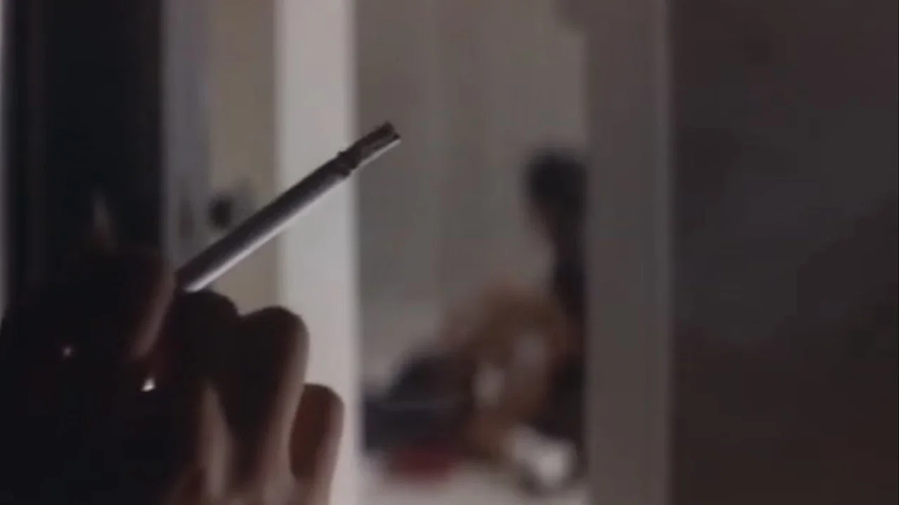 肤白妓女 - 剧照