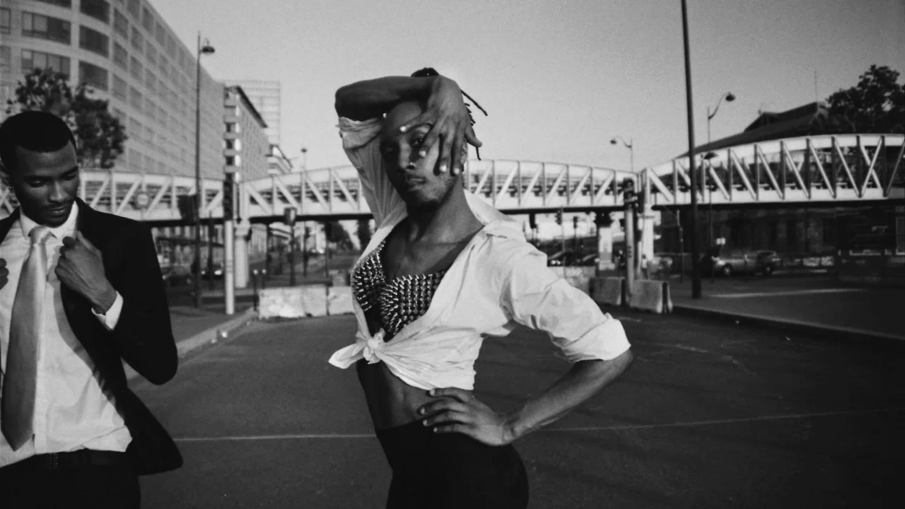 Paris Is Voguing - 剧照