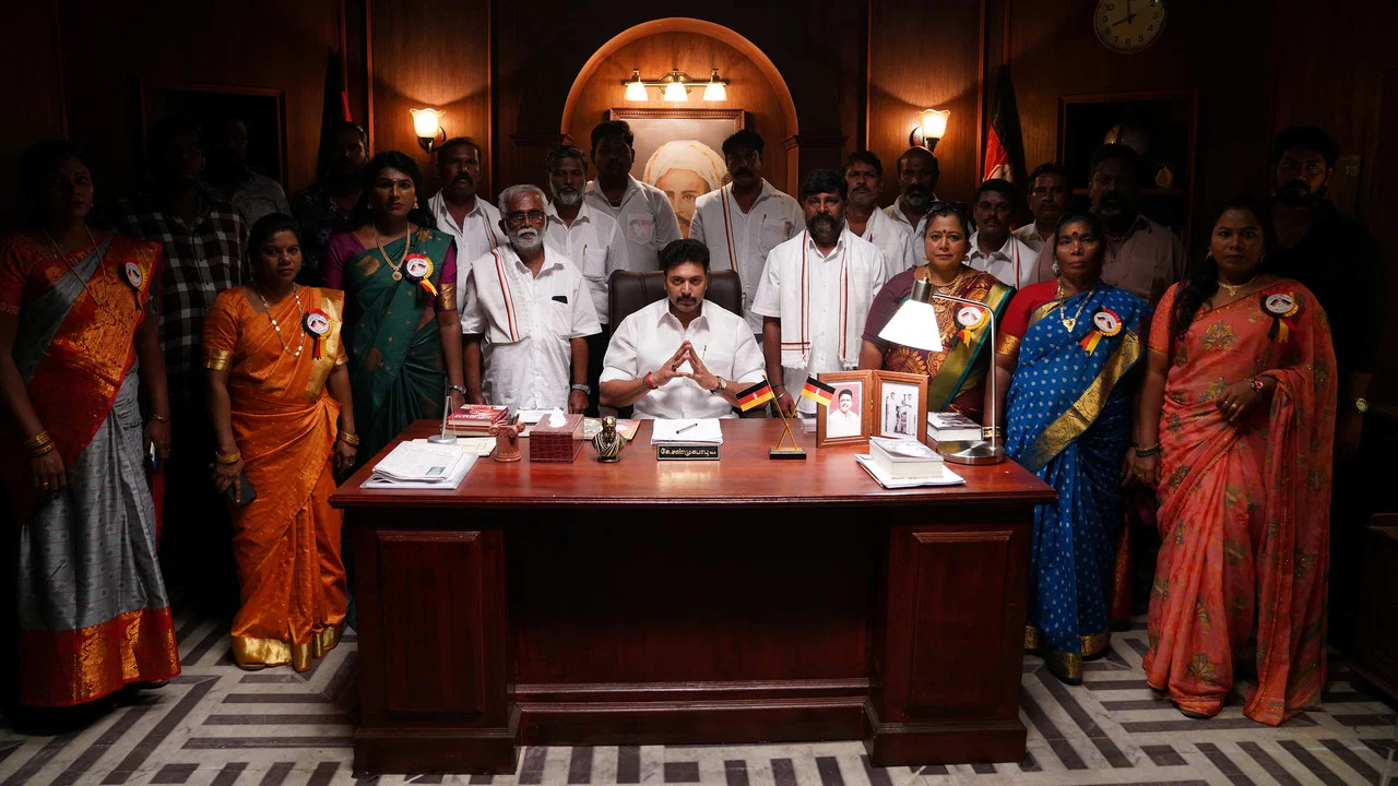 கராத்தே பாபு - 剧照