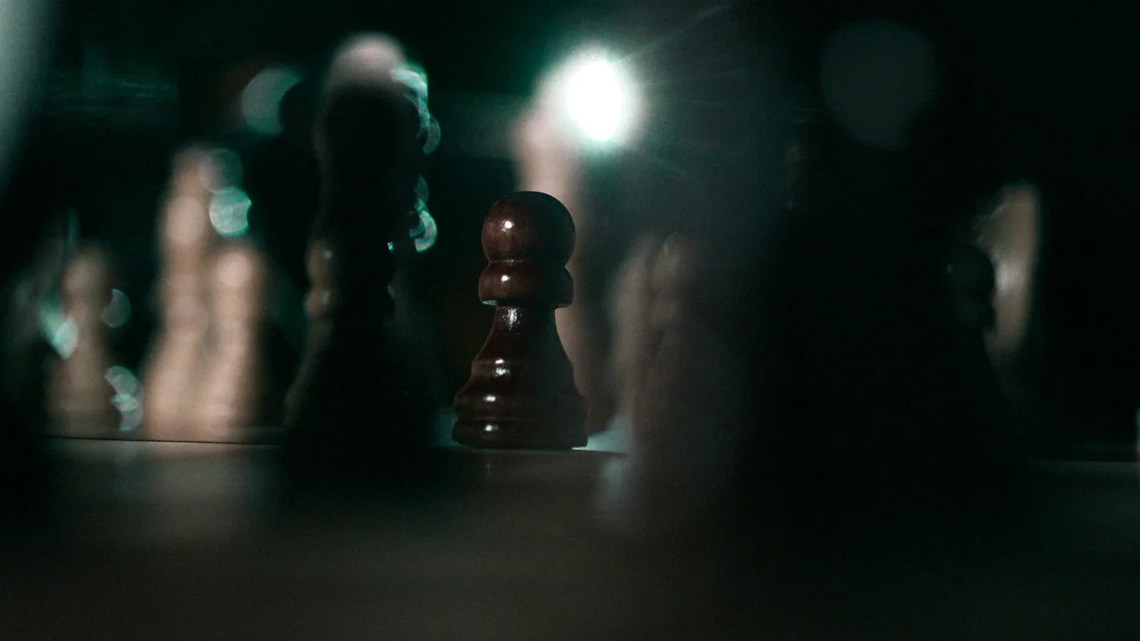 Pawns - 剧照