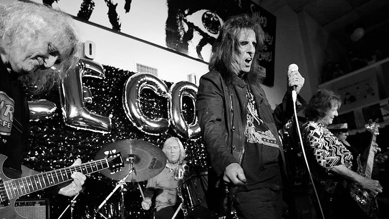 Alice Cooper: Live from the Astroturf - 剧照