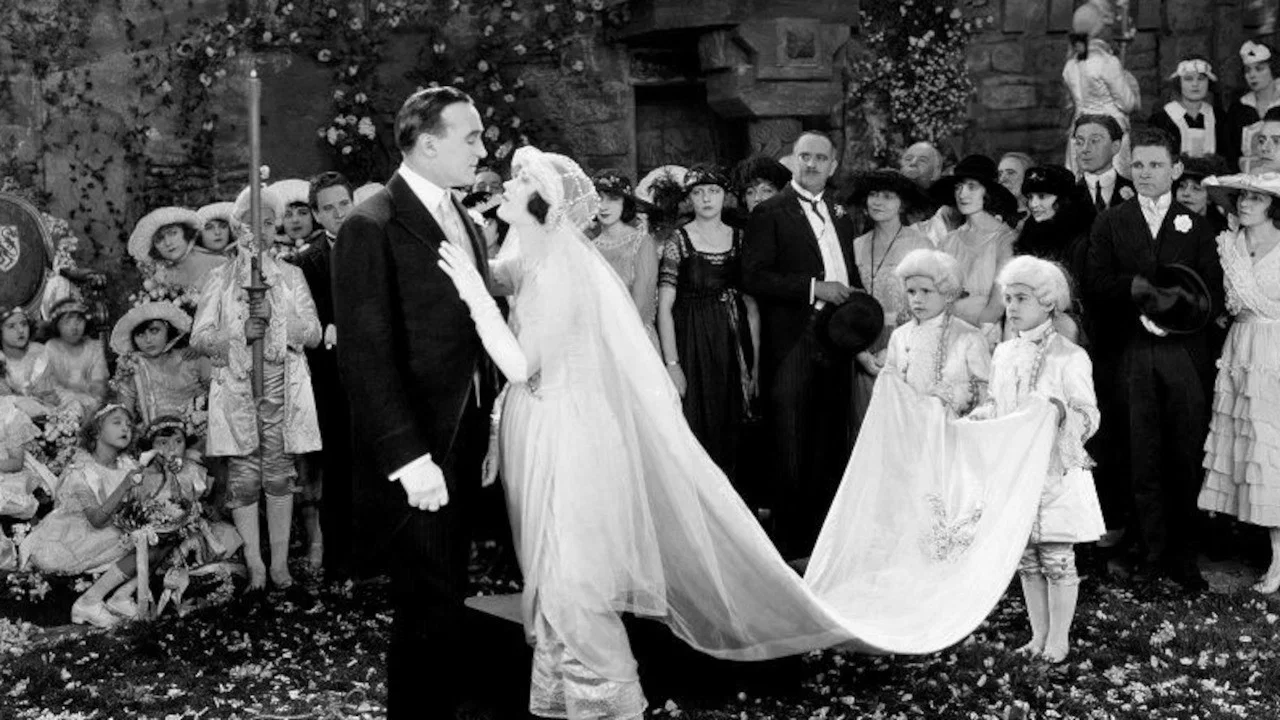 The Bride's Play - 剧照