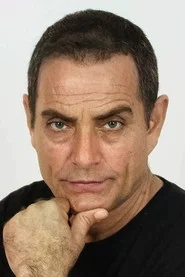 Ayta&ccedil; &Ouml;zg&uuml;r
