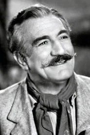 Jos&eacute; Olarra