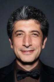 Rıza S&ouml;nmez