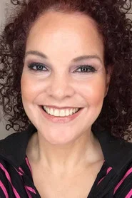 Fl&aacute;via Moreira