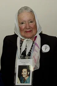 Nora Corti&ntilde;as