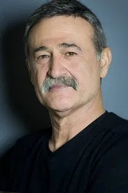 M&uuml;fit Kayacan