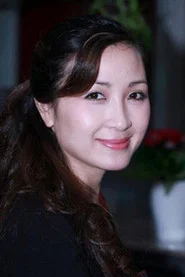 Kh&aacute;nh Huyền