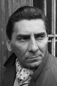 Tibor Moln&aacute;r